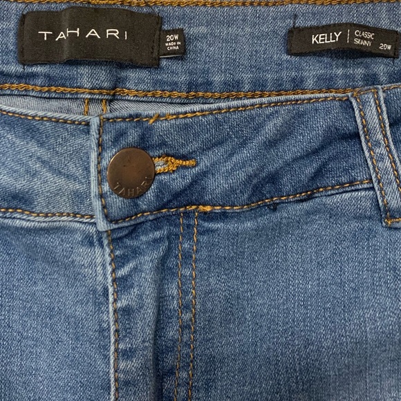 TAHARI Kelly Classic Skinny Jeans, 20W - Picture 5 of 7